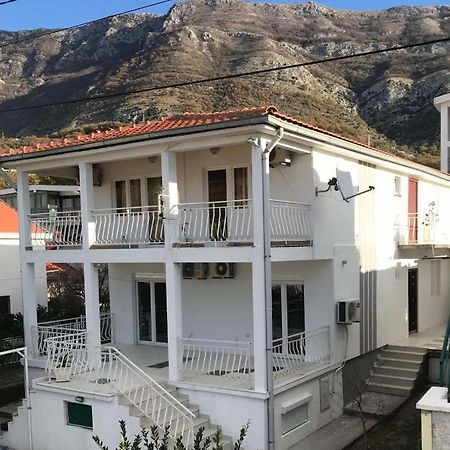 Apartmani Palma Сутоморе Екстериор снимка
